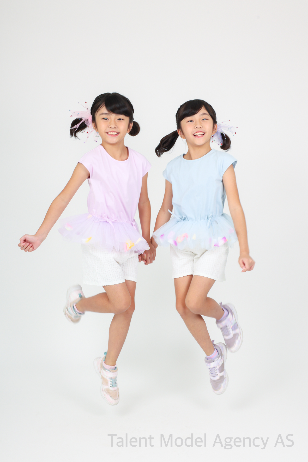 model_twins